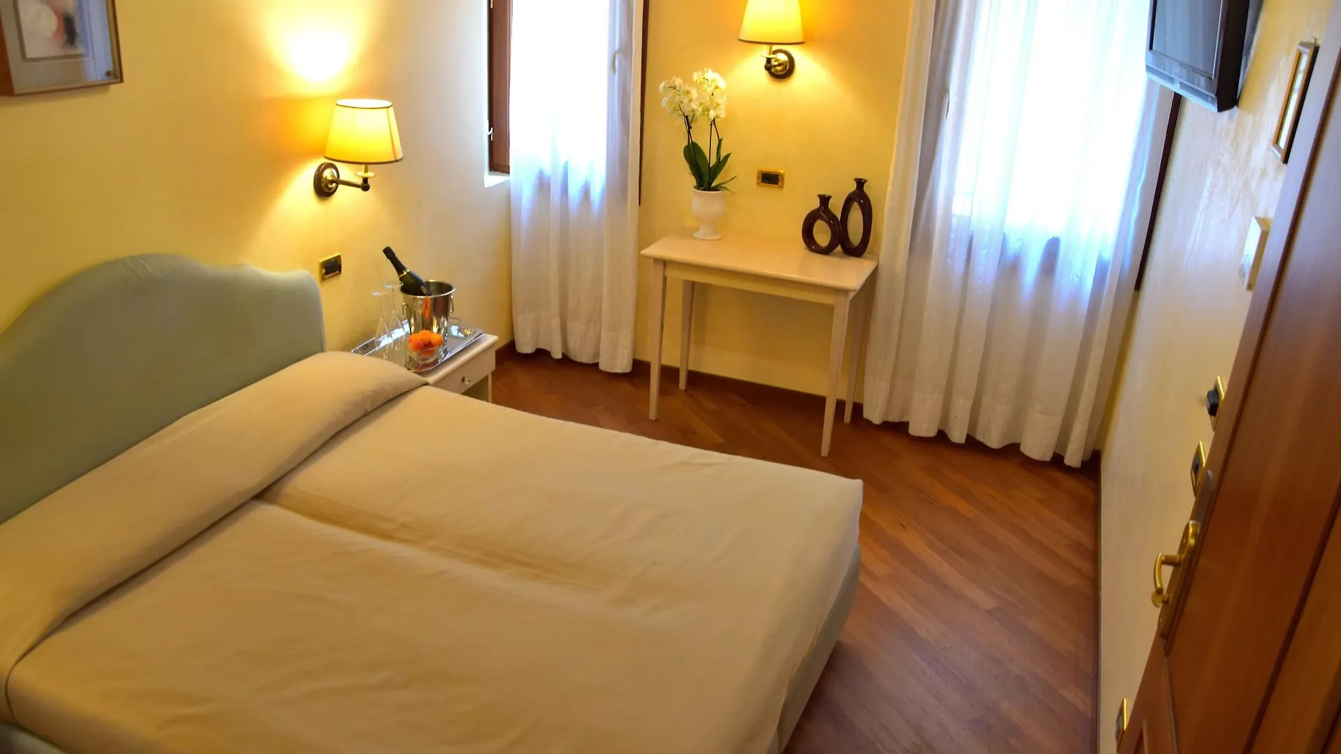 Residenza Favaro Venice