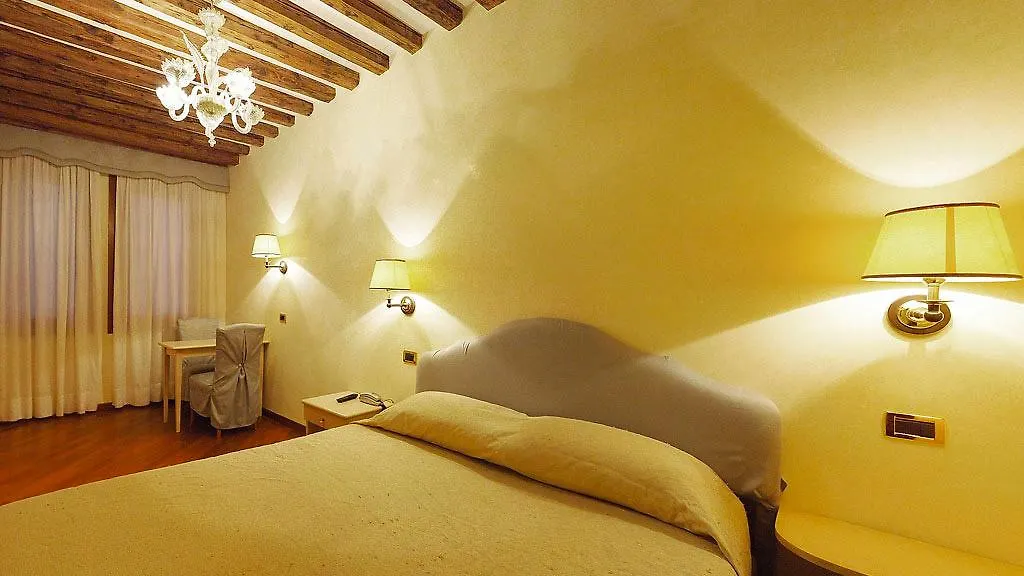 Residenza Favaro Venice 0*,