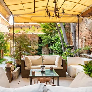 Apartment Al Campanile Madonna Dell'orto, Venice